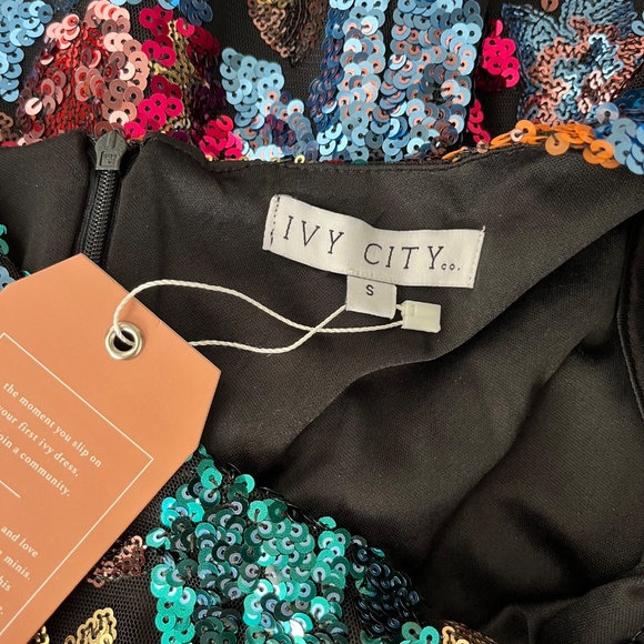 NWT Ivy City Co Sequin Showstopper Dress - Picture 2 of 6